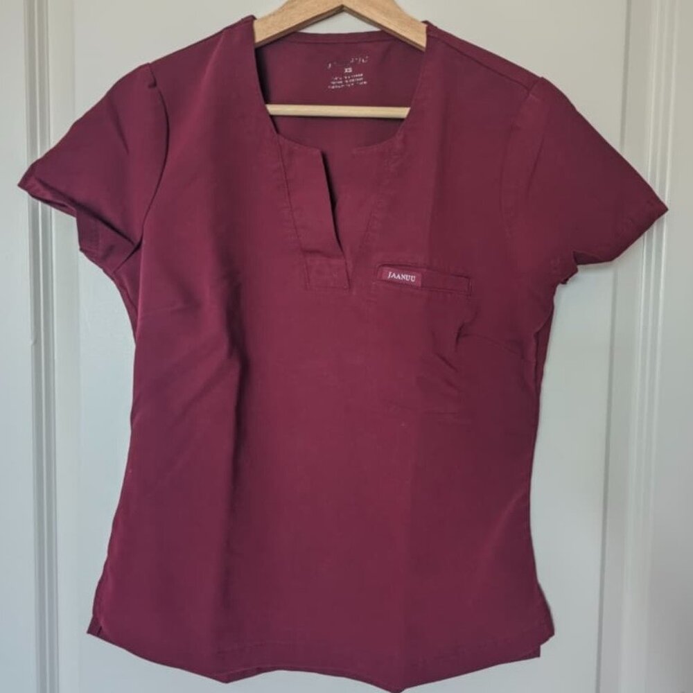 Jaanuu Wine Scrub Top / One Pocket Tuck In Top, XS Regular